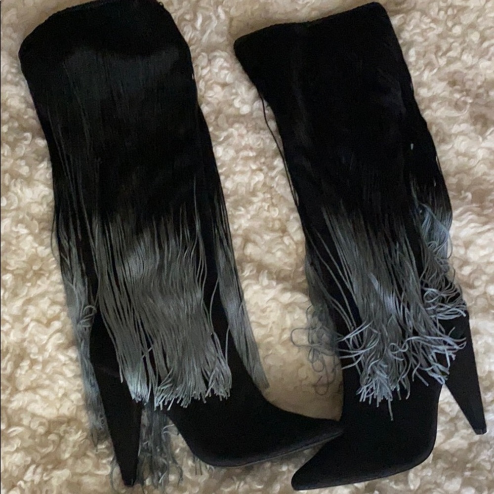 Black and gray ombré fringe boots